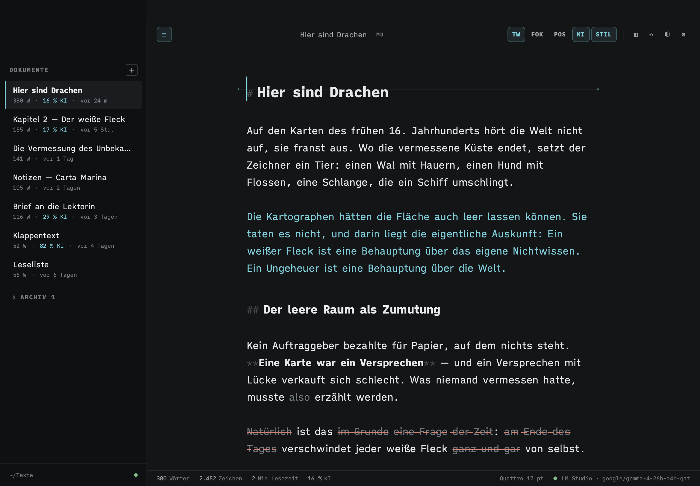Dasselbe Dokument im Dunkelmodus: dunkler Grund, heller Text, die Modellpassage in Türkis.