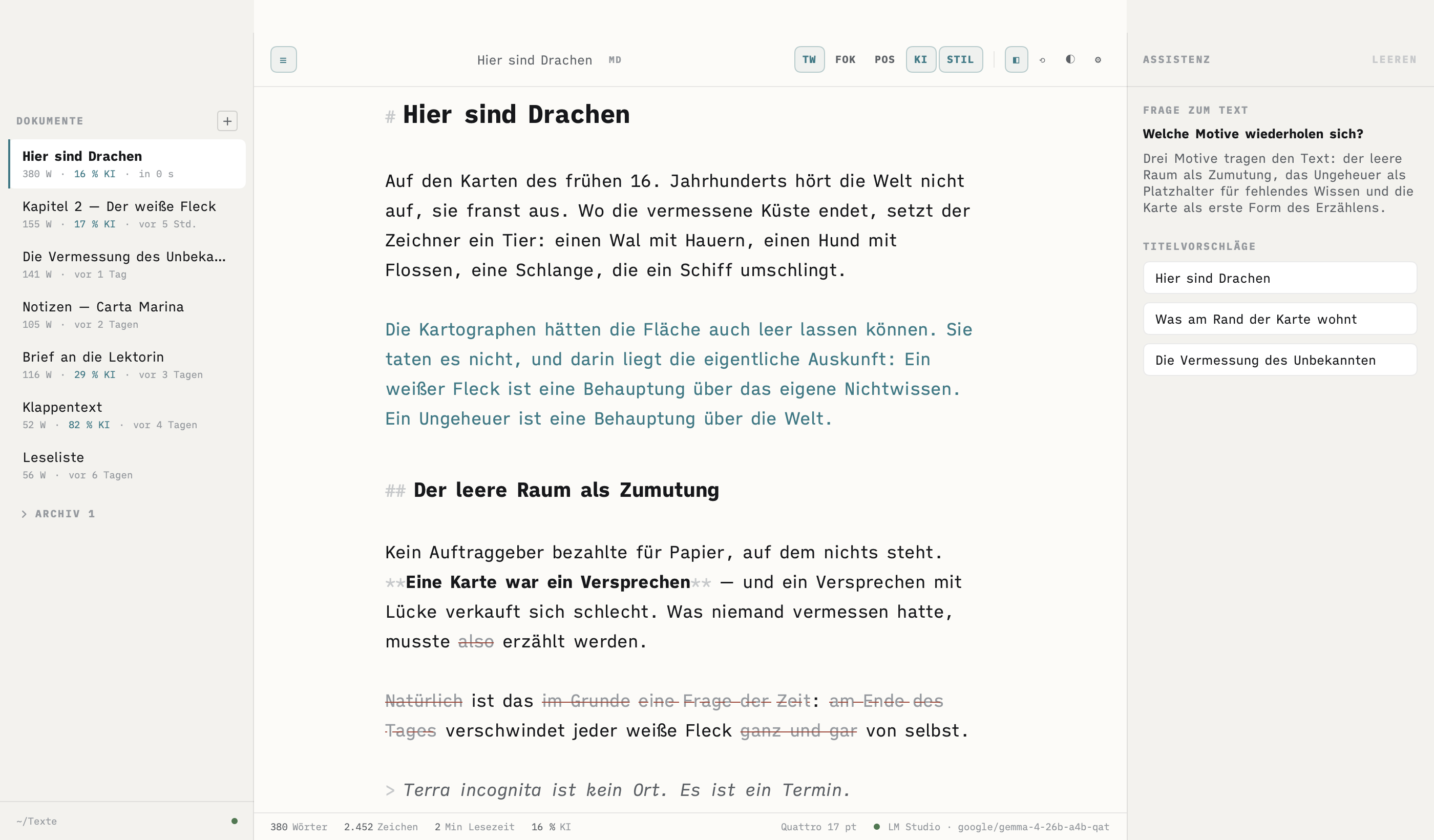 Das Assistenz-Panel rechts neben dem Text mit einer Antwort auf eine Frage zum Text und drei Titelvorschlägen.